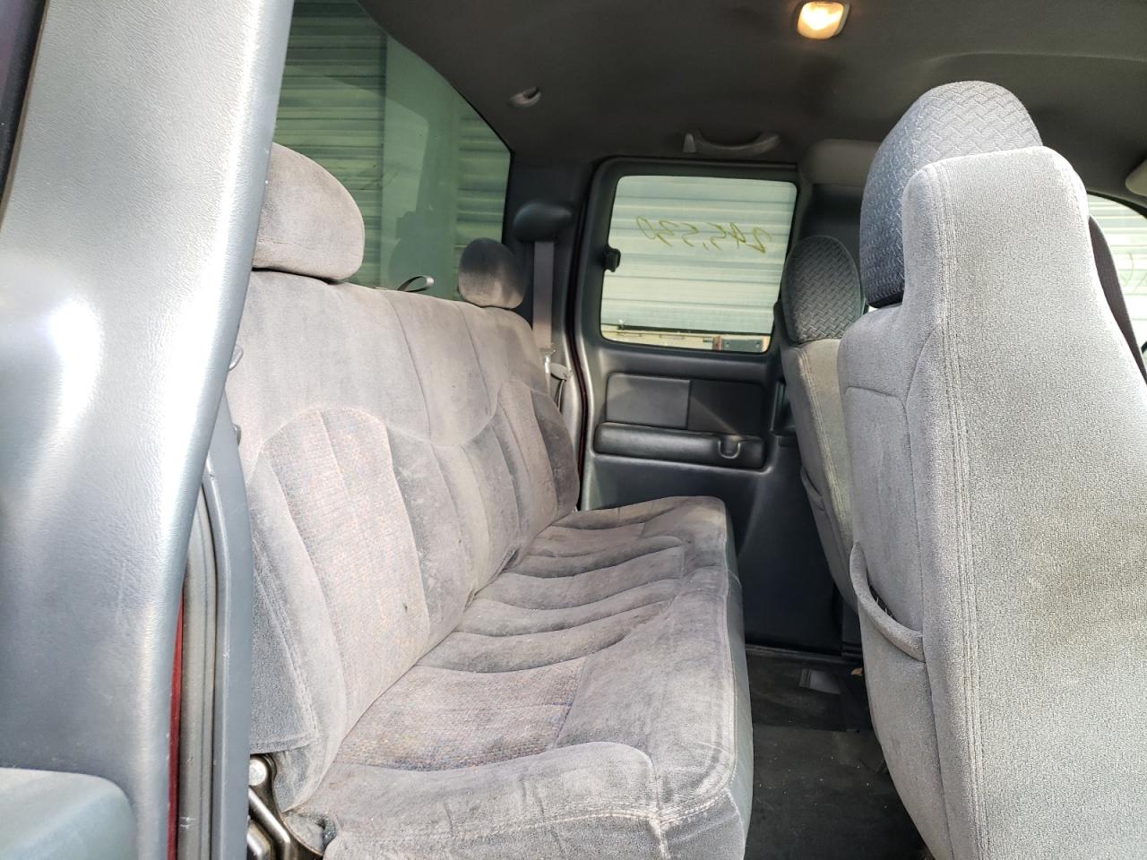 Photo 6 from auction – 2001 CHEVROLET SILVERADO with VIN 2GCEC19V311197494