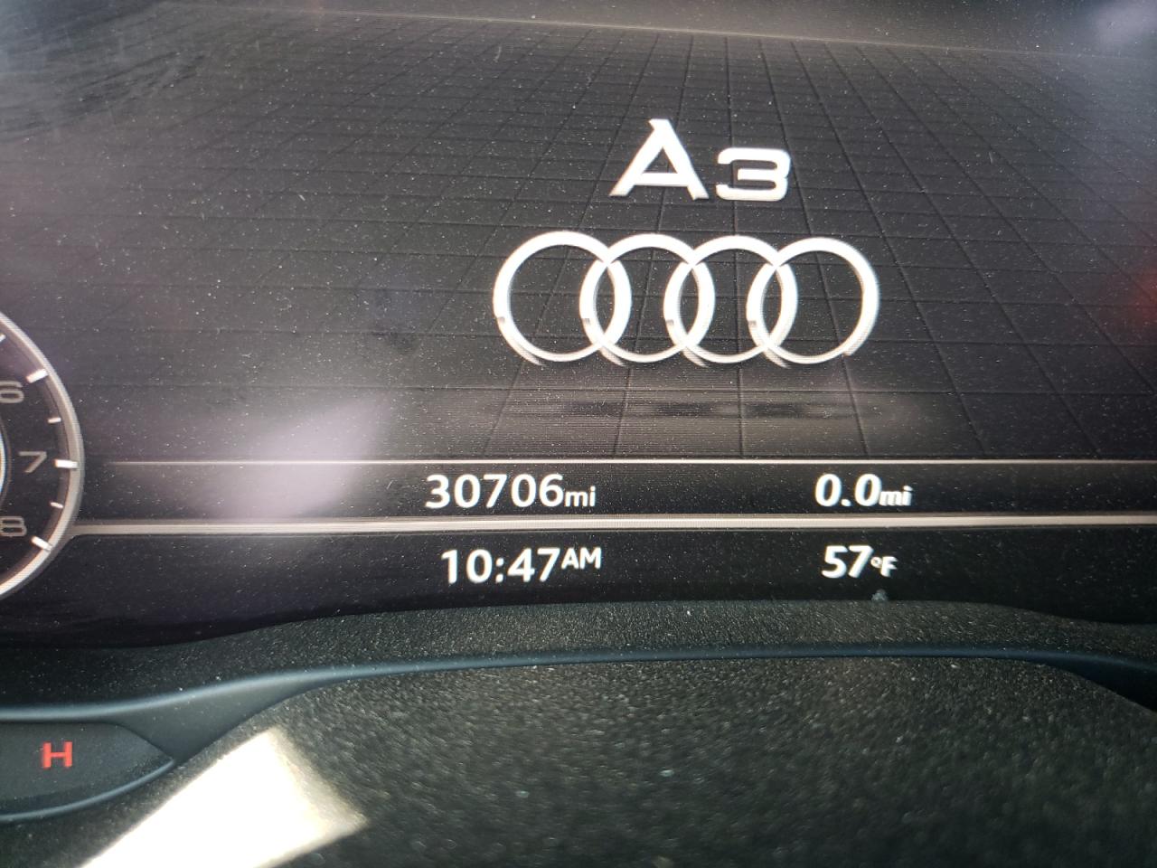 Photo 8 from auction – 2018 AUDI A3 PREMIUM with VIN WAUAUGFF9J1088827