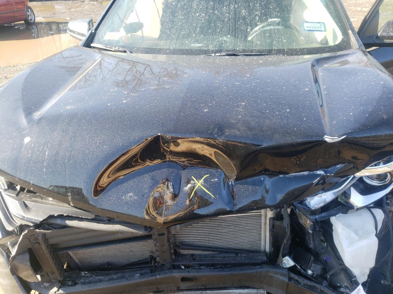 Photo 7 from auction – 2019 CHEVROLET EQUINOX LT with VIN 2GNAXUEV2K6281778
