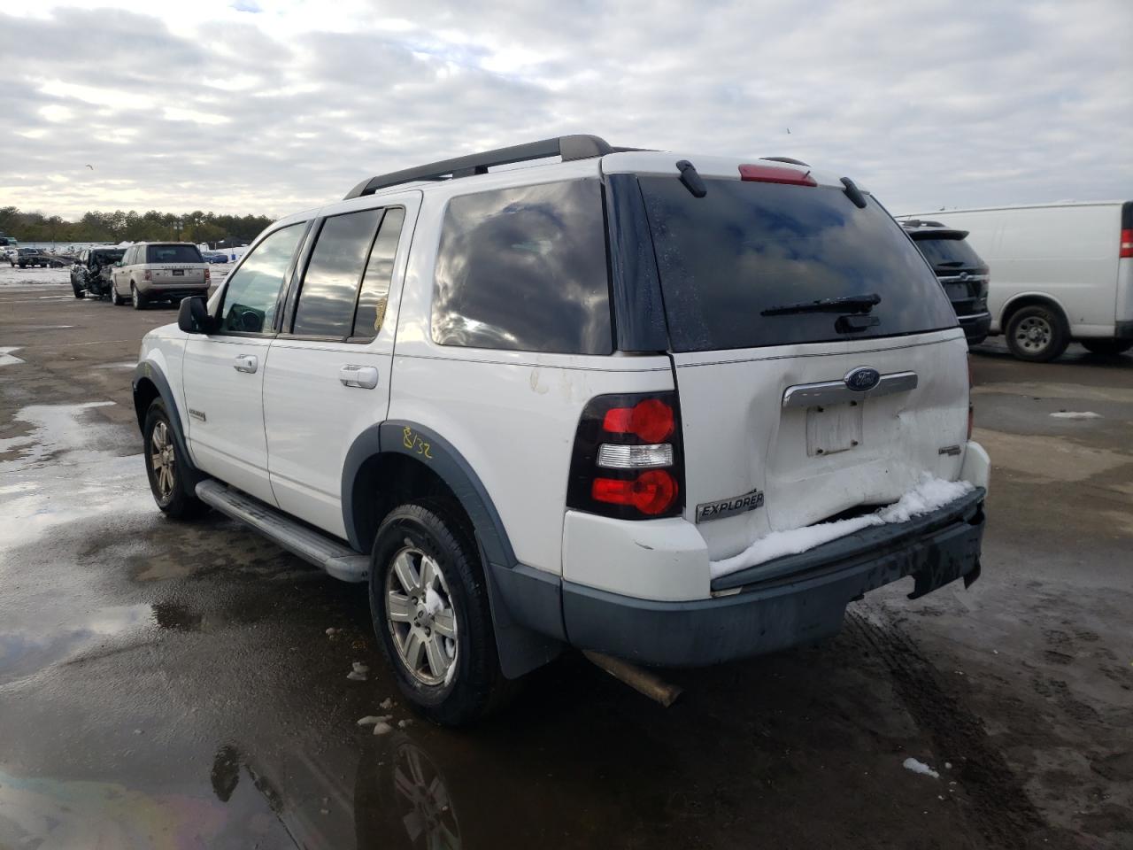 Photo 3 from auction – 2007 FORD EXPLORER X with VIN 1FMEU73E17UA98738