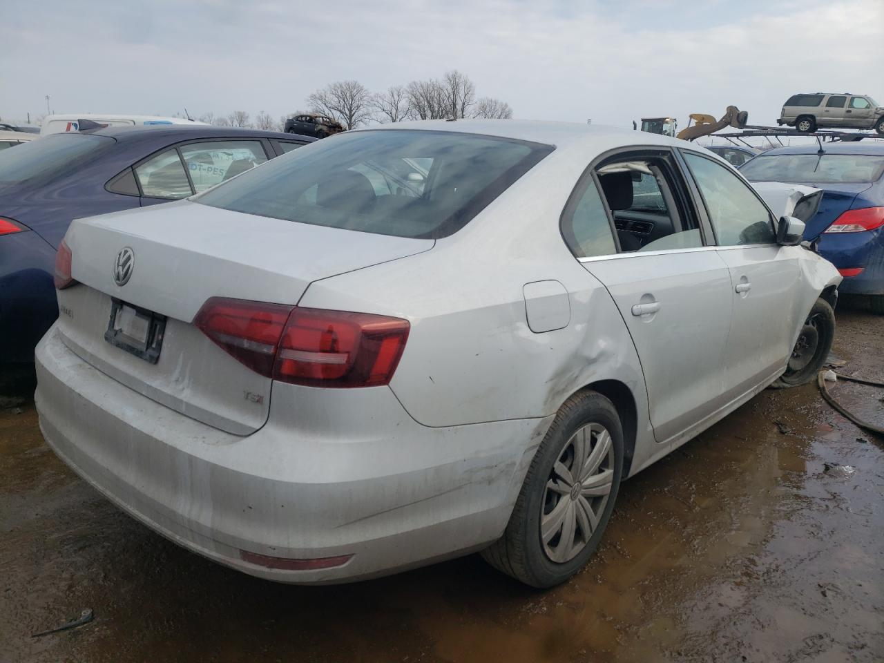Photo 4 from auction – 2017 VOLKSWAGEN JETTA S with VIN 3VW2B7AJ8HM235934