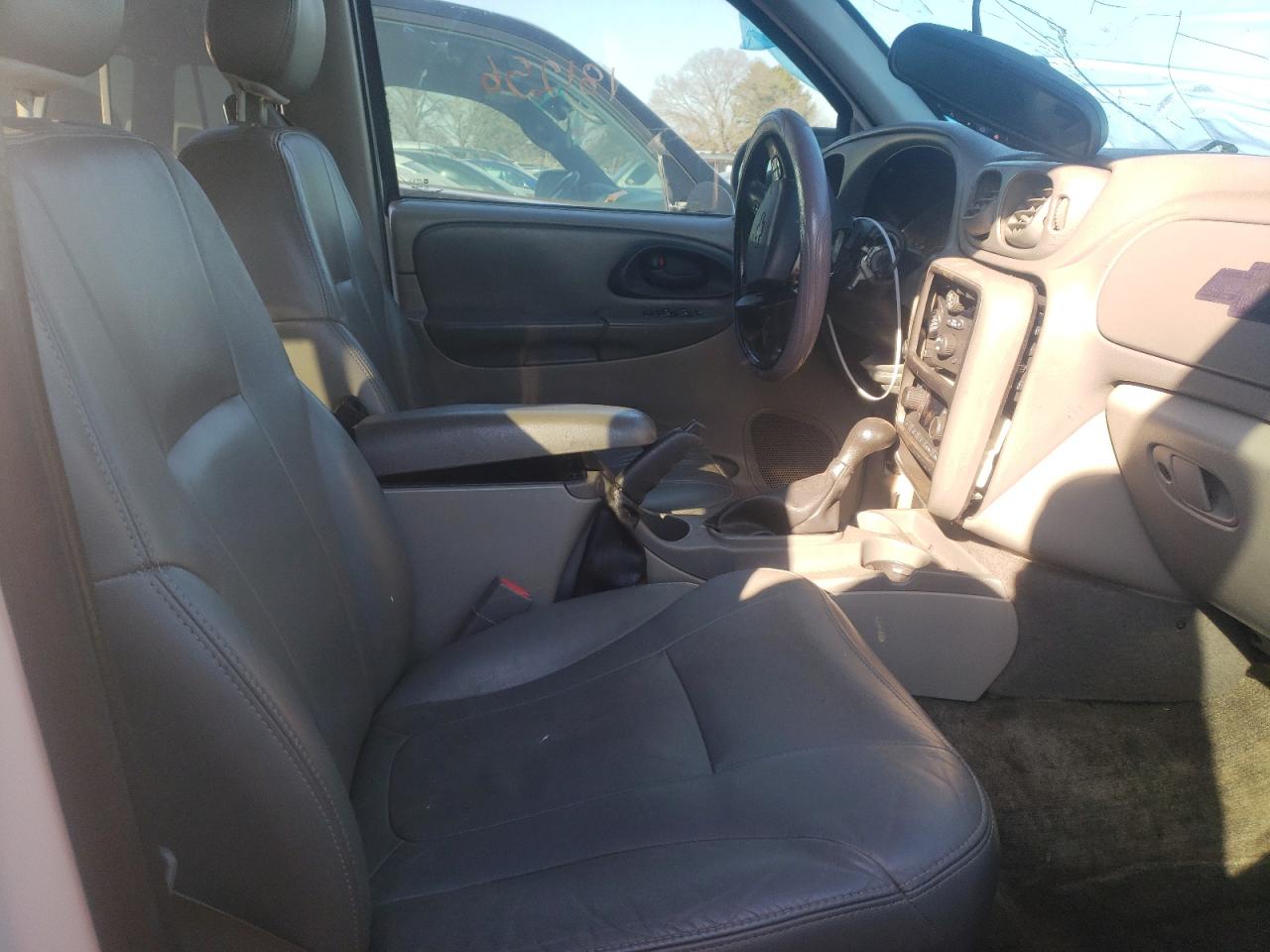 Photo 5 from auction – 2003 CHEVROLET TRAILBLAZE with VIN 1GNDT13S432127295