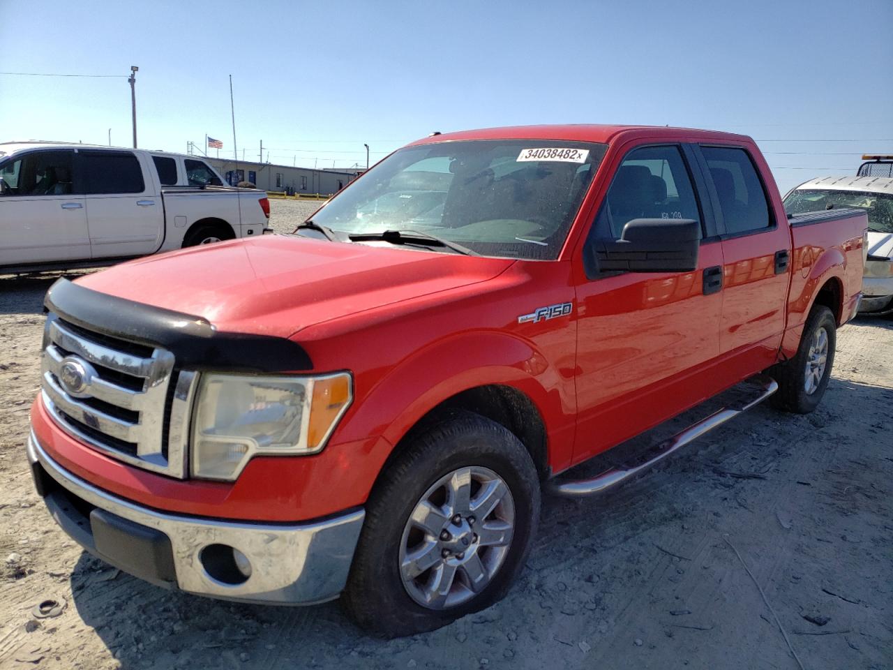 Photo 2 from auction – 2011 FORD F150 SUPER with VIN 1FTEW1CM2BKD82614