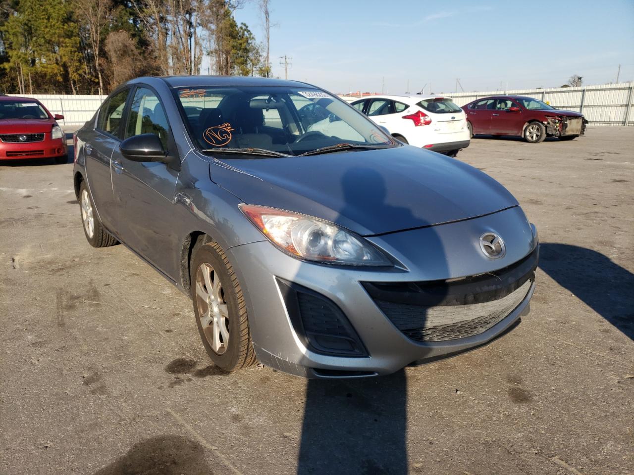 MAZDA 3 I 2010 with VIN JM1BL1SF1A1269739 - Photo from auction