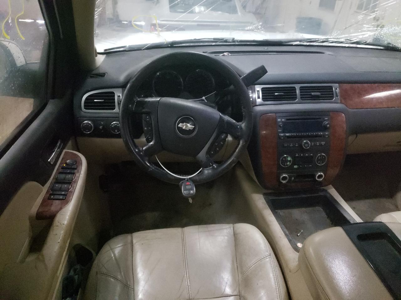 Photo 9 from auction – 2007 CHEVROLET SUBURBAN K with VIN 3GNFK16347G140514