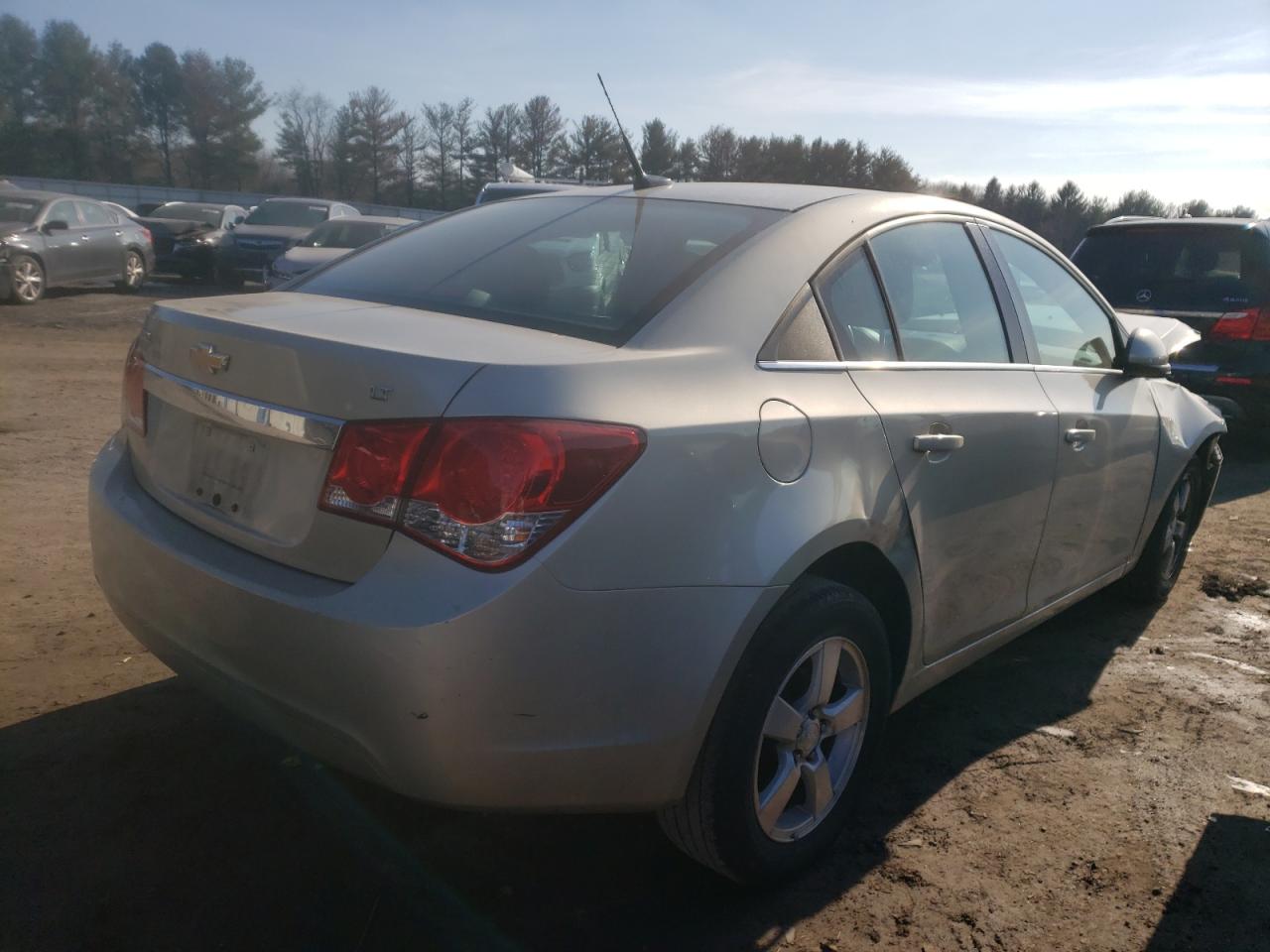 Photo 4 from auction – 2014 CHEVROLET CRUZE LT with VIN 1G1PC5SB3E7307283