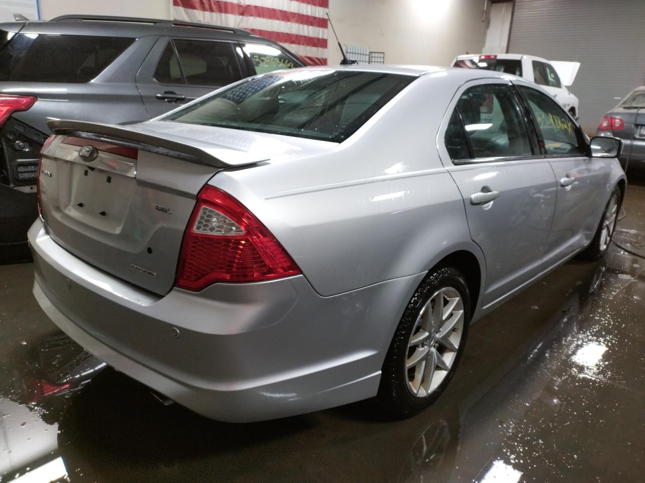 Photo 4 from auction – 2011 FORD FUSION SEL with VIN 3FAHP0JG4BR106437