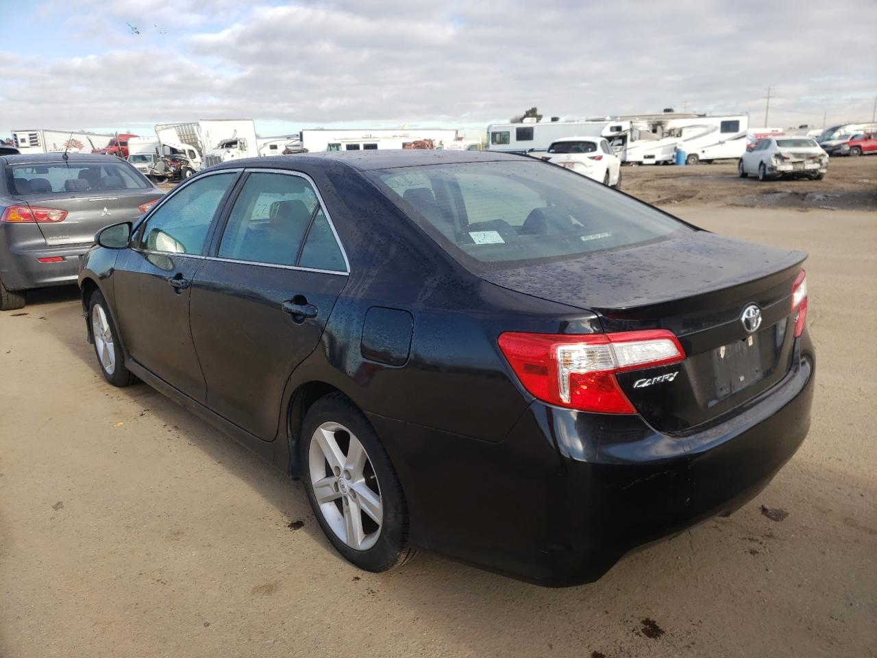 Photo 3 from auction – 2012 TOYOTA CAMRY BASE with VIN 4T1BF1FK2CU081680