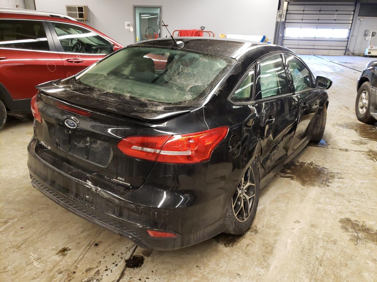 Photo 4 from auction – 2015 FORD FOCUS SE with VIN 1FADP3F26FL239234