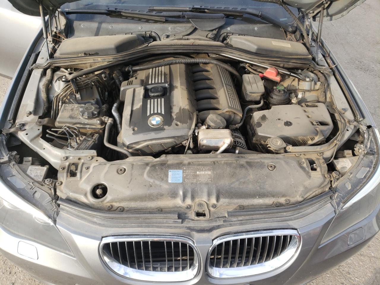 Photo 7 from auction – 2010 BMW 528 I with VIN WBANU5C55AC124650