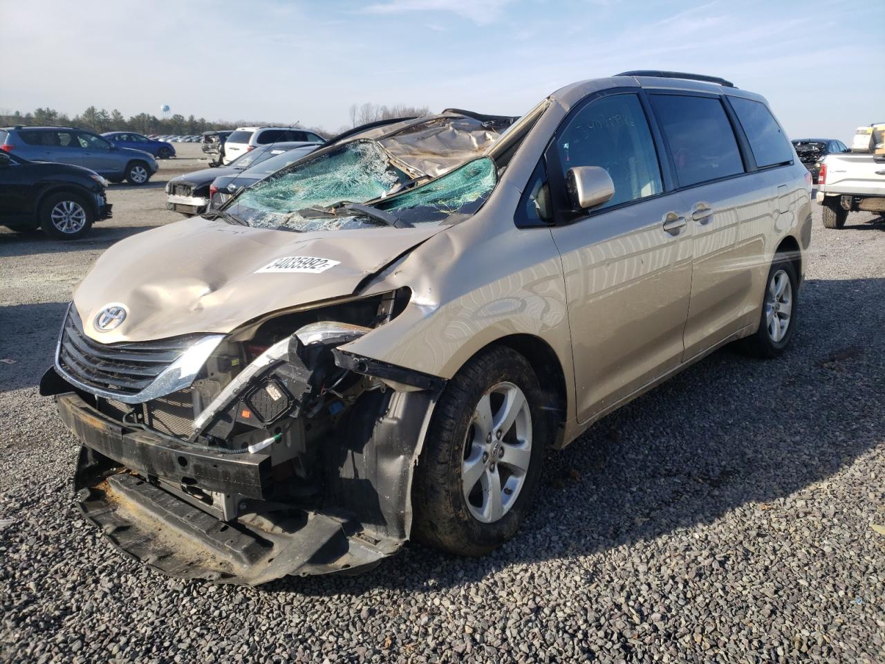 Photo 2 from auction – 2012 TOYOTA SIENNA LE with VIN 5TDKK3DC7CS208564