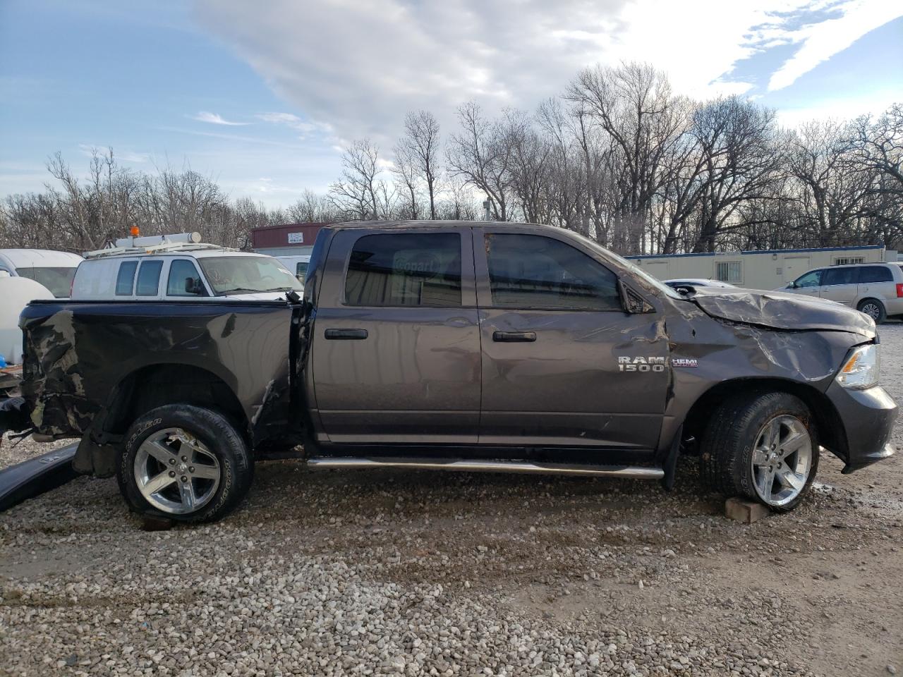 Photo 9 from auction – 2017 RAM 1500 ST with VIN 3C6RR7KT4HG735429
