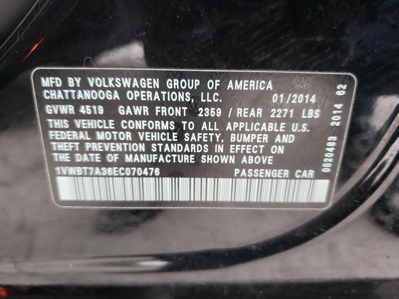 Photo 10 from auction – 2014 VOLKSWAGEN PASSAT SE with VIN 1VWBT7A36EC070476