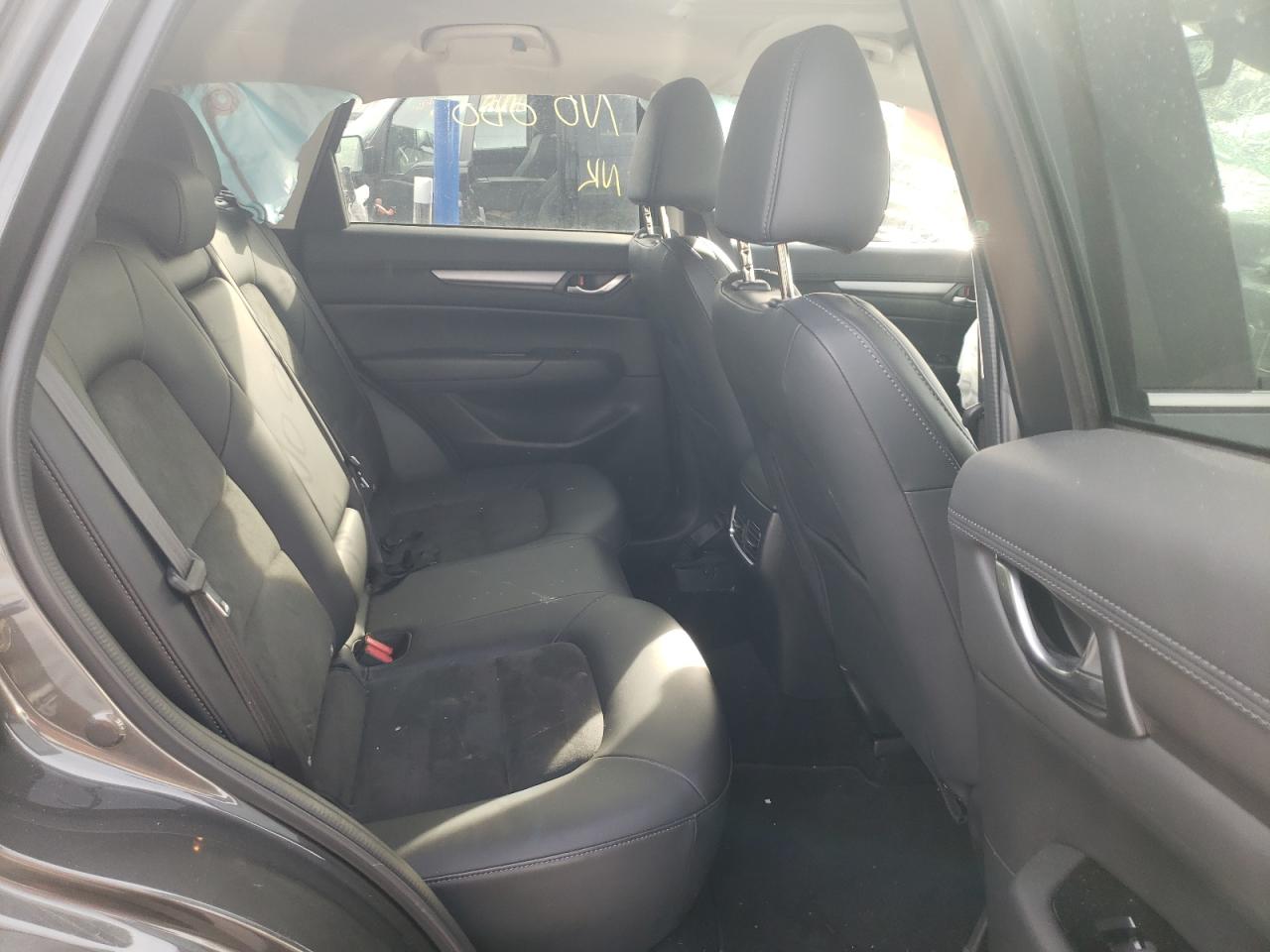 Photo 6 from auction – 2018 MAZDA CX-5 TOURI with VIN JM3KFBCM3J0464295