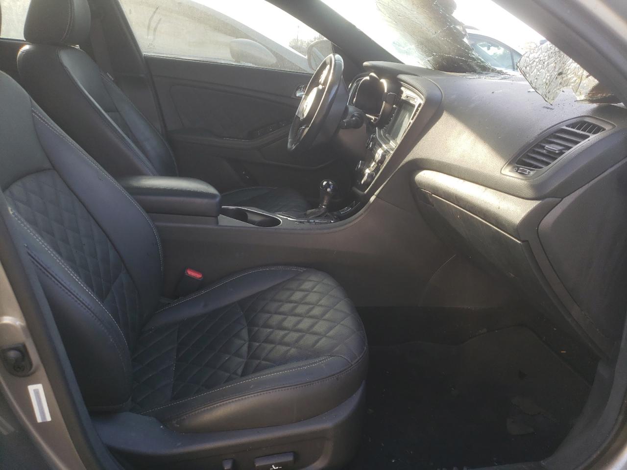 Photo 5 from auction – 2015 KIA OPTIMA SX with VIN 5XXGR4A61FG388958