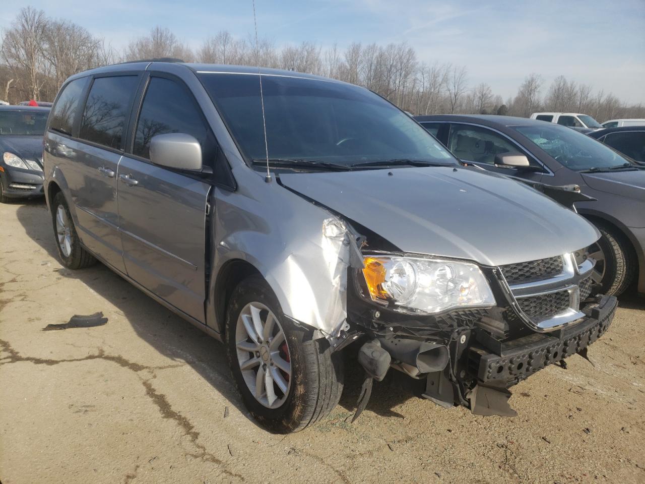 DODGE GRAND CARA 2014 with VIN 2C4RDGCG5ER212581 - Photo from auction