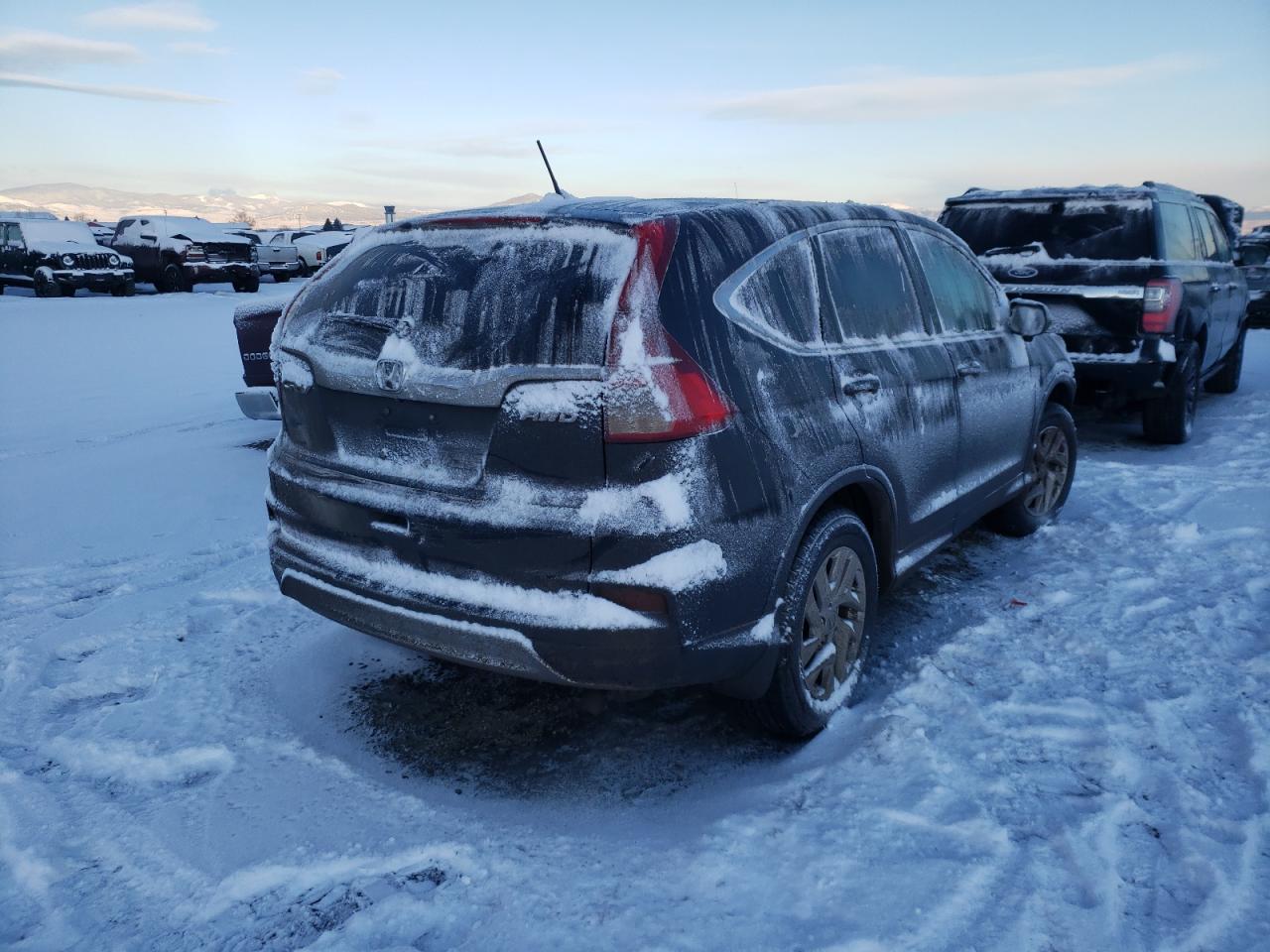 Photo 4 from auction – 2016 HONDA CR-V EX with VIN 2HKRM4H54GH686219