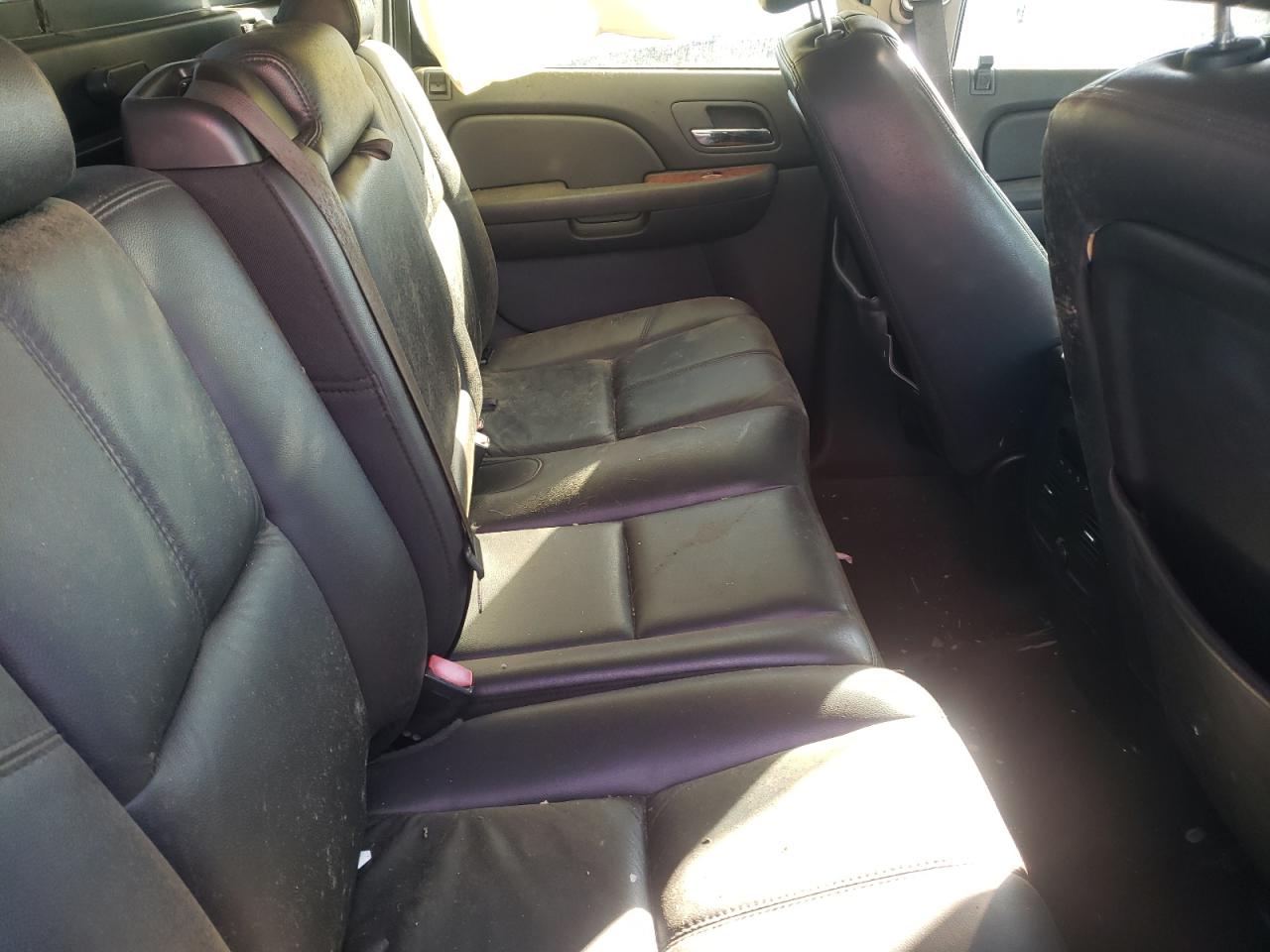 Photo 6 from auction – 2008 CHEVROLET AVALANCHE with VIN 3GNFK123X8G222500