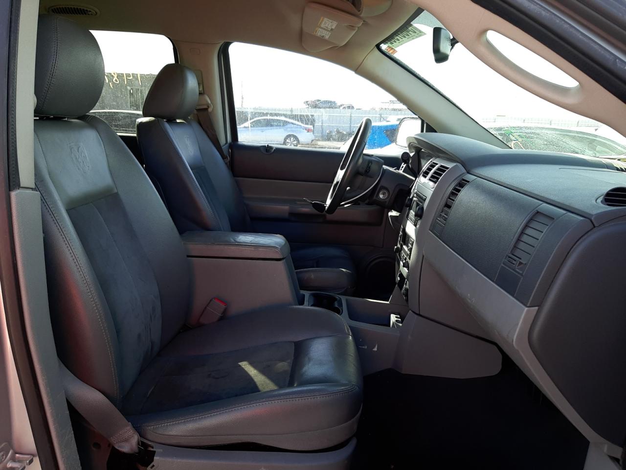 Photo 5 from auction – 2007 DODGE DURANGO LI with VIN 1D8HD58N67F574163