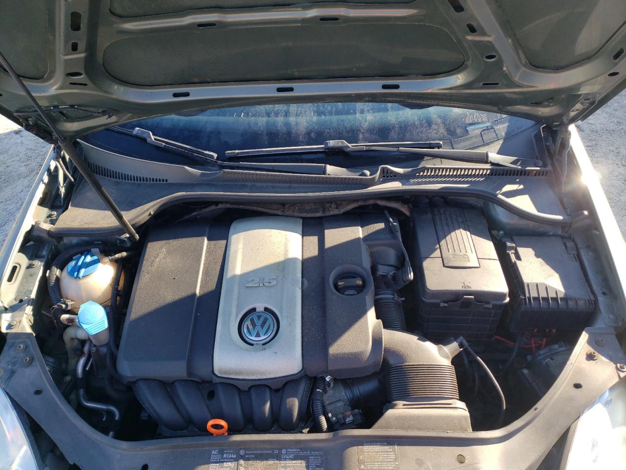 Photo 7 from auction – 2007 VOLKSWAGEN RABBIT with VIN WVWBR71KX7W203850
