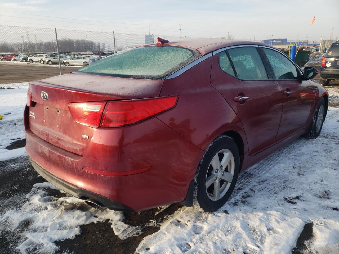 Photo 4 from auction – 2014 KIA OPTIMA LX with VIN 5XXGM4A70EG335397