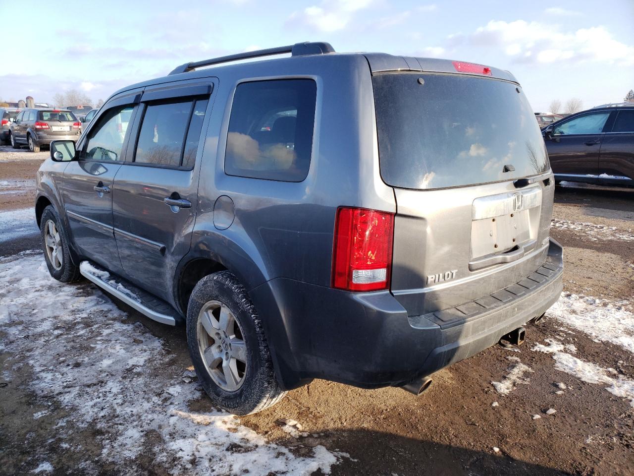 Photo 3 from auction – 2011 HONDA PILOT EX with VIN 5FNYF4H41BB505064