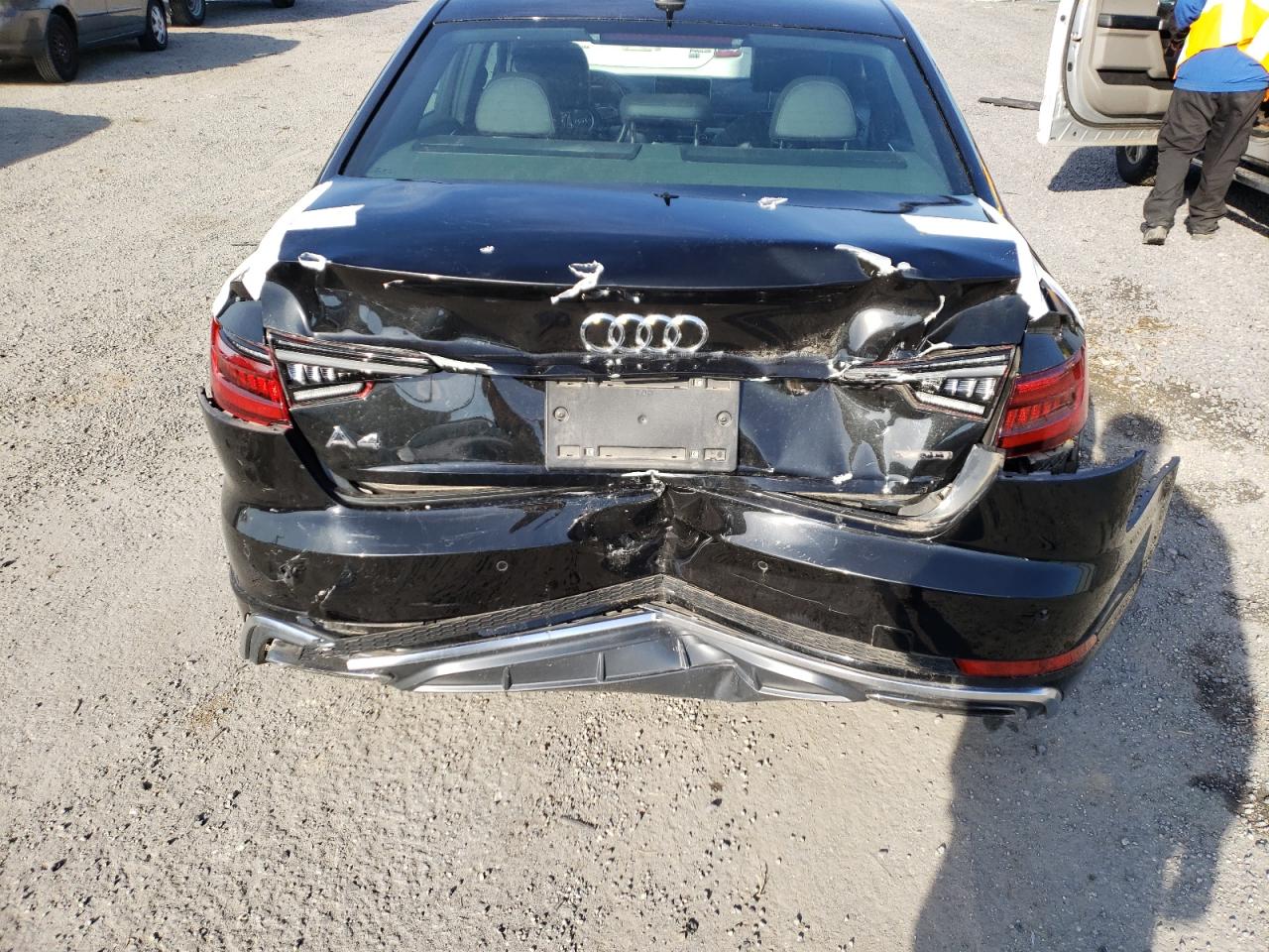 Photo 9 from auction – 2019 AUDI A4 PREMIUM with VIN WAUENAF48KN017235