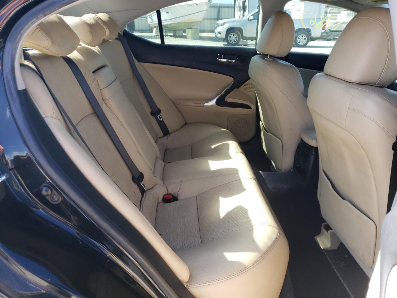 Photo 6 from auction – 2007 LEXUS IS 250 with VIN JTHBK262075044745