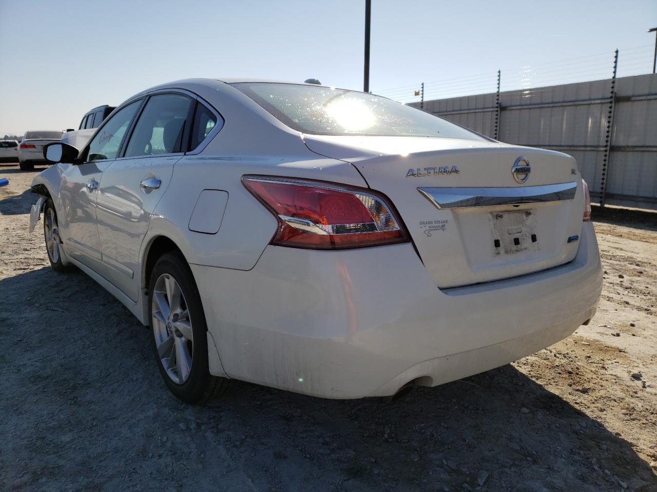 Photo 3 from auction – 2013 NISSAN ALTIMA 2.5 with VIN 1N4AL3AP0DC245190