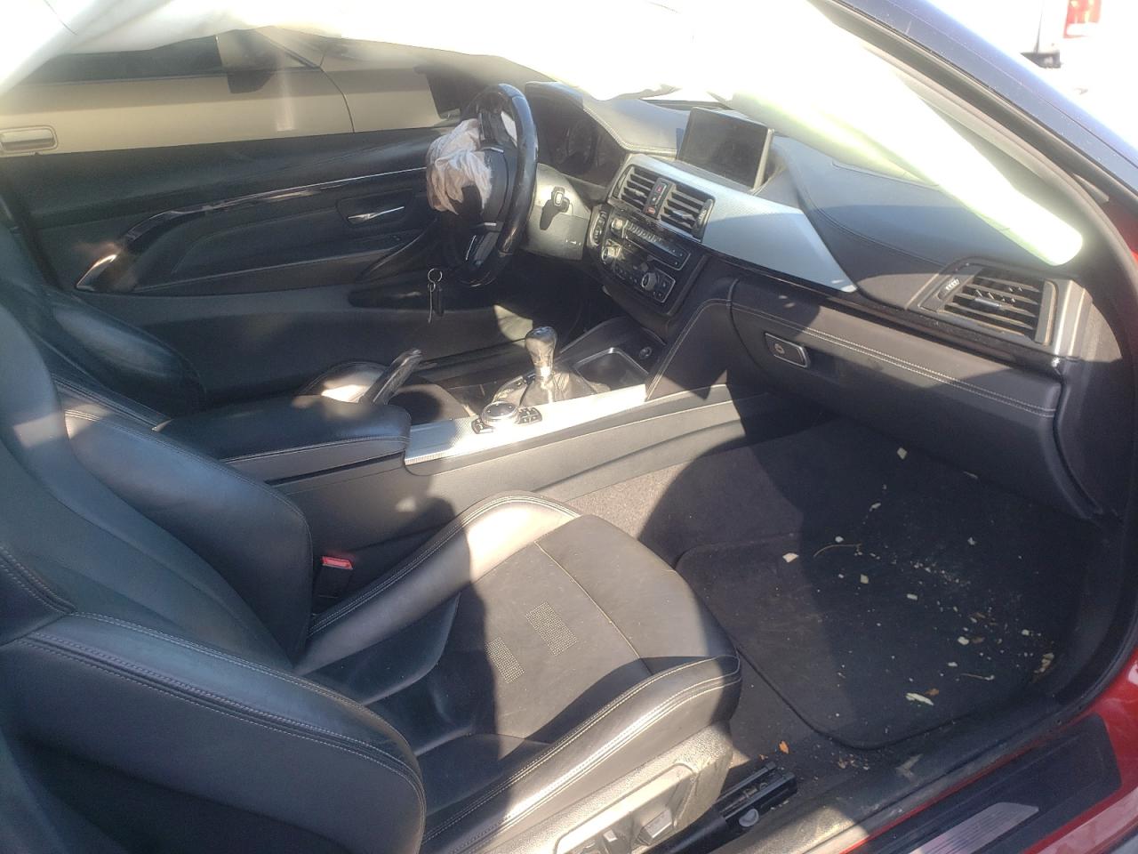 Photo 5 from auction – 2015 BMW M4 with VIN WBS3R9C50FF708536