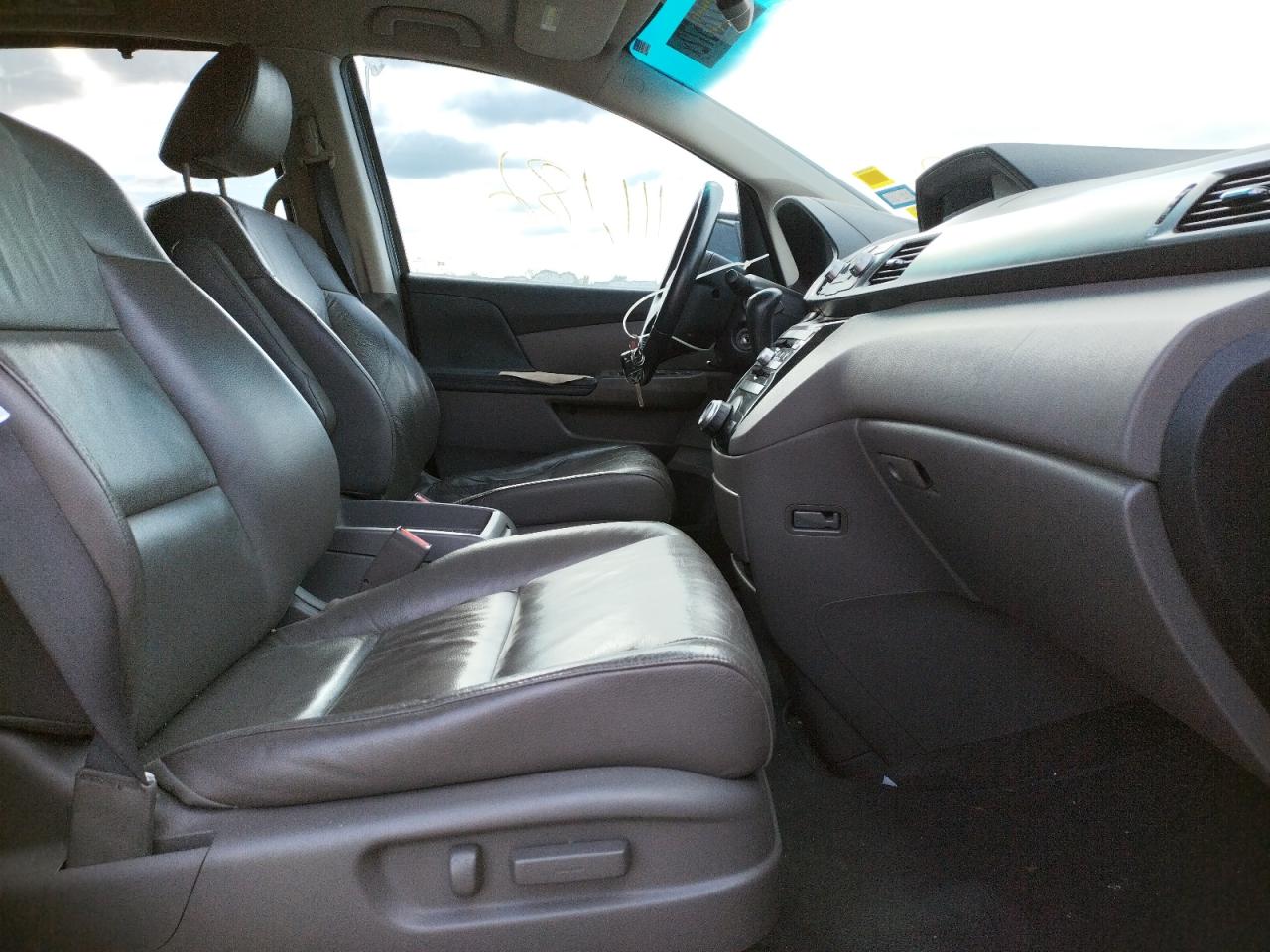 Photo 5 from auction – 2011 HONDA ODYSSEY EX with VIN 5FNRL5H68BB059905