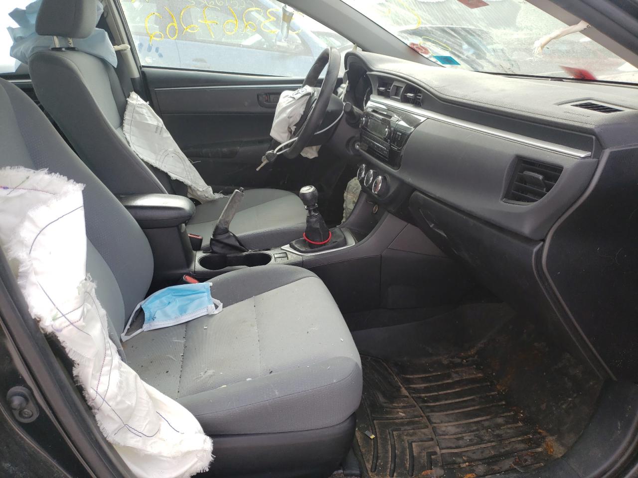 Фото 5 с аукциона – 2015 TOYOTA COROLLA с VIN 2T1BURHE6FC262055