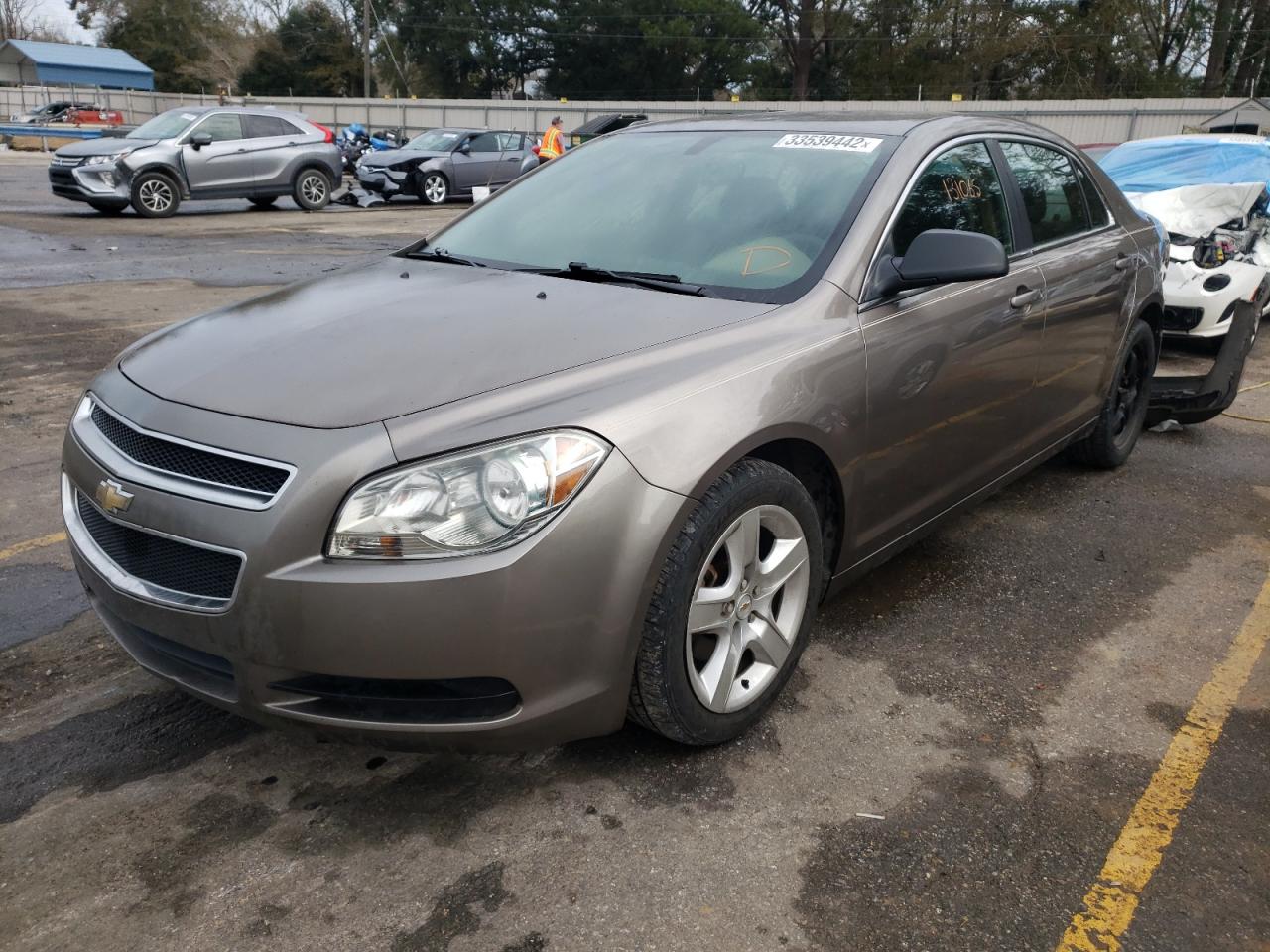 صورة رقم 2 من المزاد - 2012 CHEVROLET MALIBU LS مع VIN 1G1ZB5E01CF136154