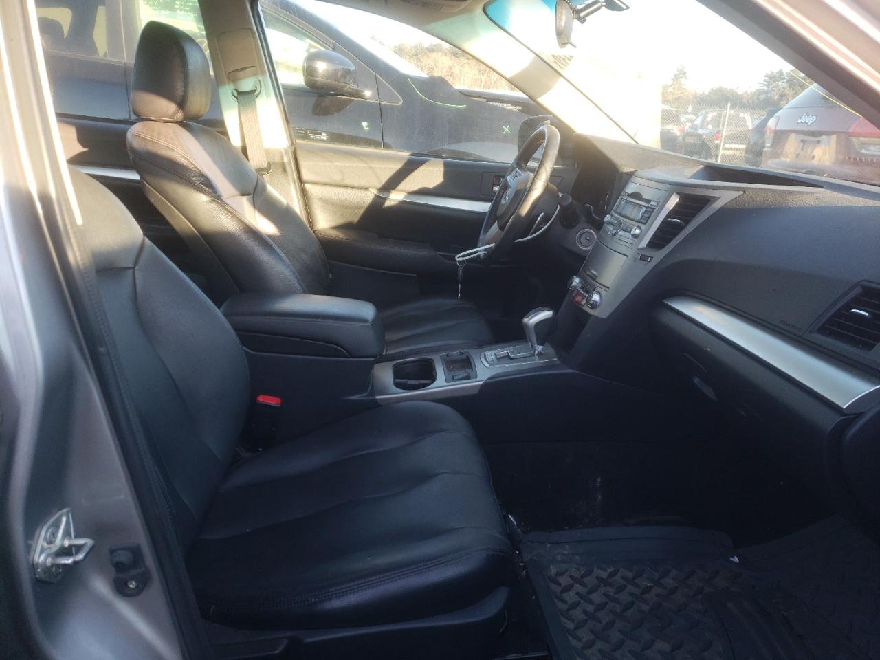 Photo 5 from auction – 2011 SUBARU LEGACY 2.5 with VIN 4S3BMBG64B3233187