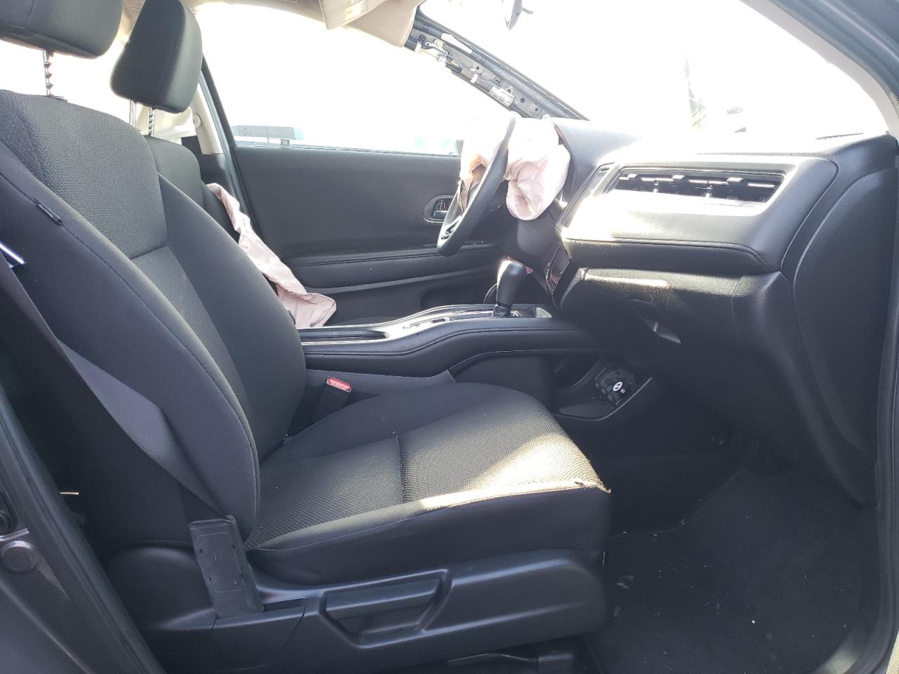 Photo 5 from auction – 2017 HONDA HR-V EX with VIN 3CZRU5H52HM710285