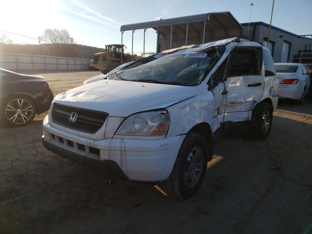 Photo 2 from auction – 2004 HONDA PILOT EXL with VIN 2HKYF18624H512125