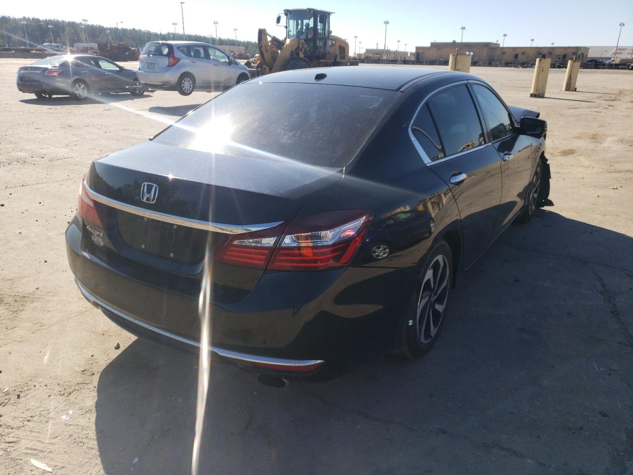 Photo 4 from auction – 2017 HONDA ACCORD EX with VIN 1HGCR2F72HA090486