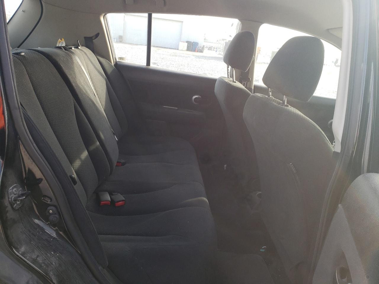 Photo 6 from auction – 2011 NISSAN VERSA S with VIN 3N1BC1CP4BL383075