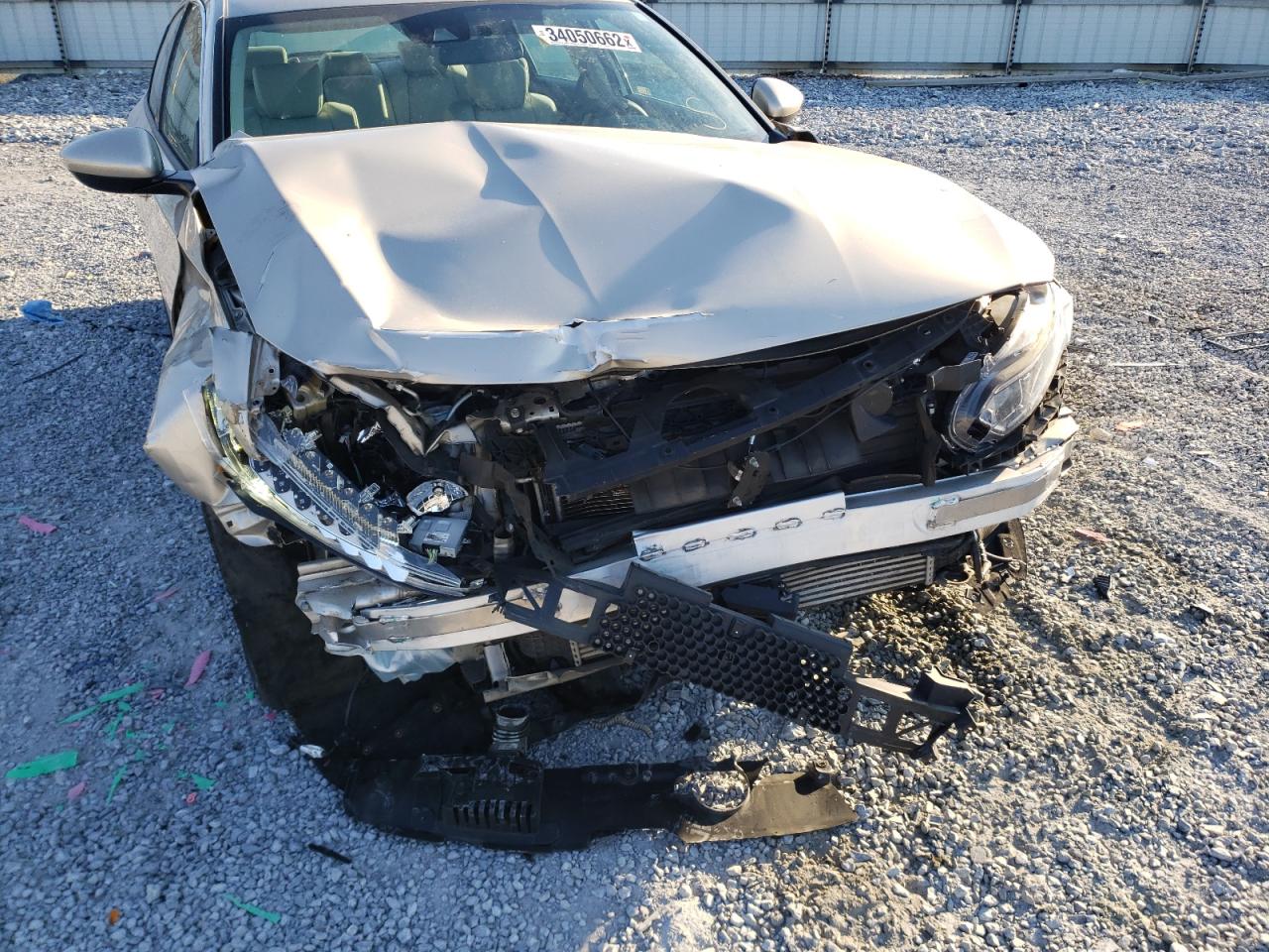 Photo 9 from auction – 2018 HONDA ACCORD with VIN 1HGCV1F43JA114893