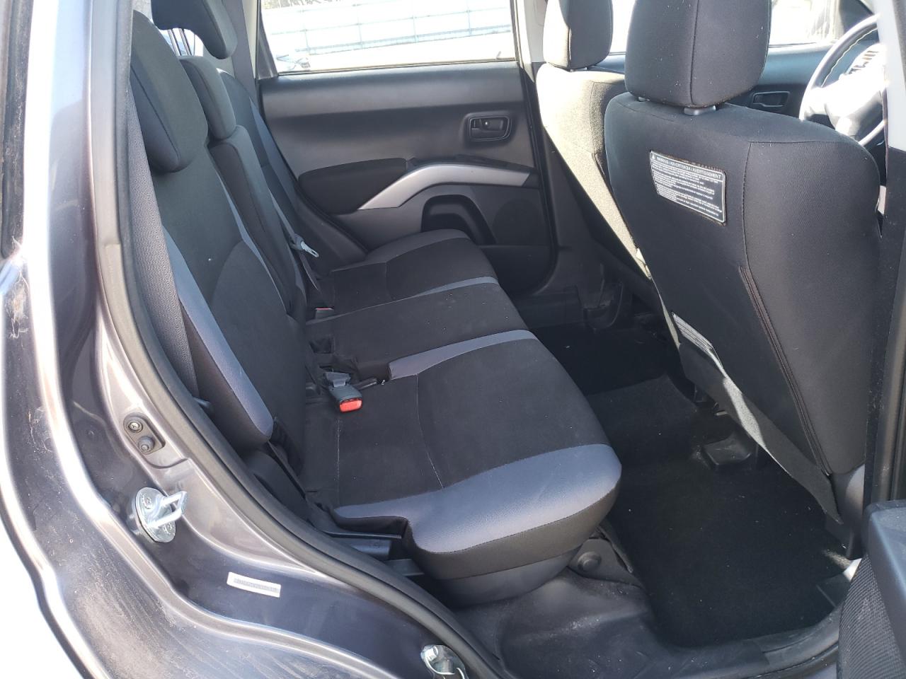Photo 6 from auction – 2008 MITSUBISHI OUTLANDER with VIN JA4LS21W28Z006339