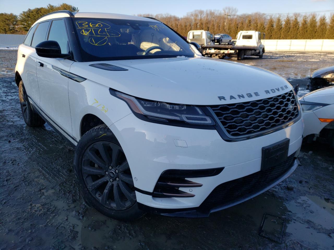 LAND ROVER RANGE ROVE 2018 with VIN SALYL2RV0JA758039 - Photo from auction
