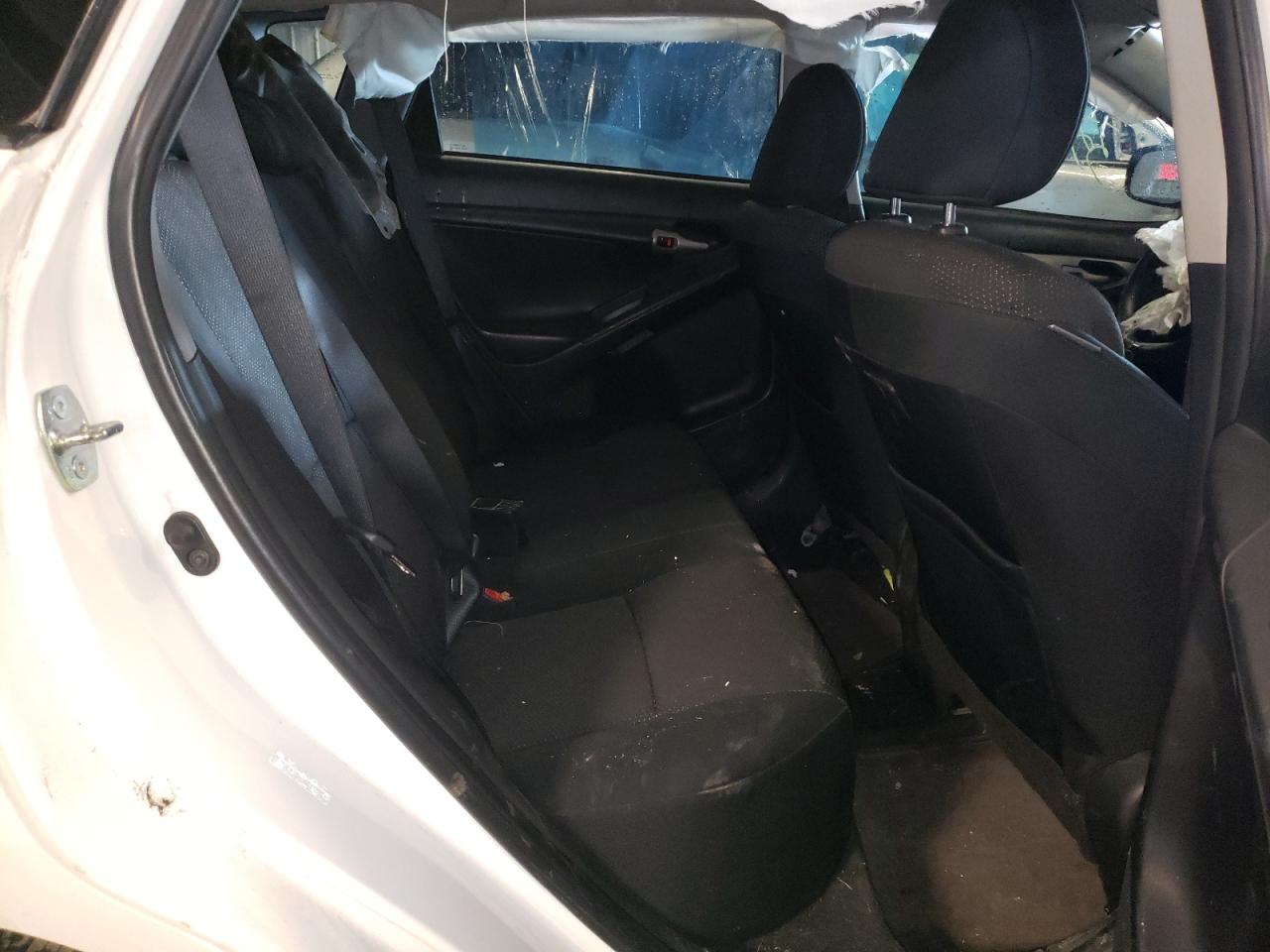 Photo 6 from auction – 2010 PONTIAC VIBE with VIN 5Y2SP6E84AZ409864