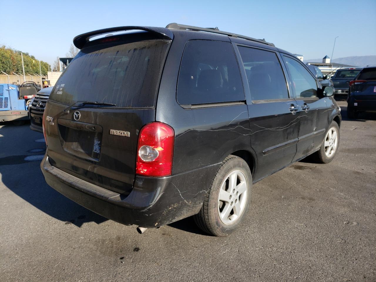 Photo 4 from auction – 2002 MAZDA MPV WAGON with VIN JM3LW28J020304850