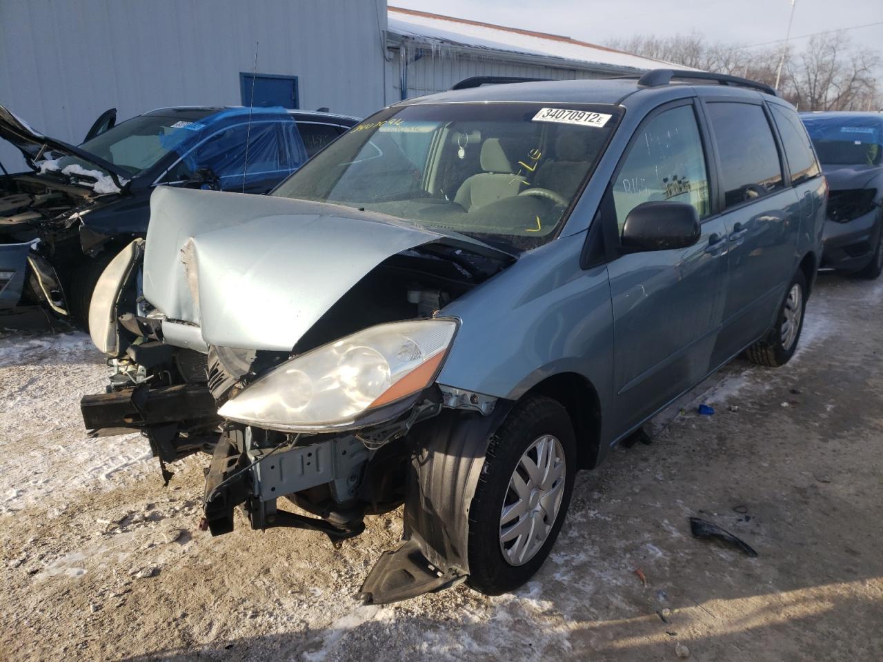 Photo 2 from auction – 2006 TOYOTA SIENNA CE with VIN 5TDZA23C06S537950