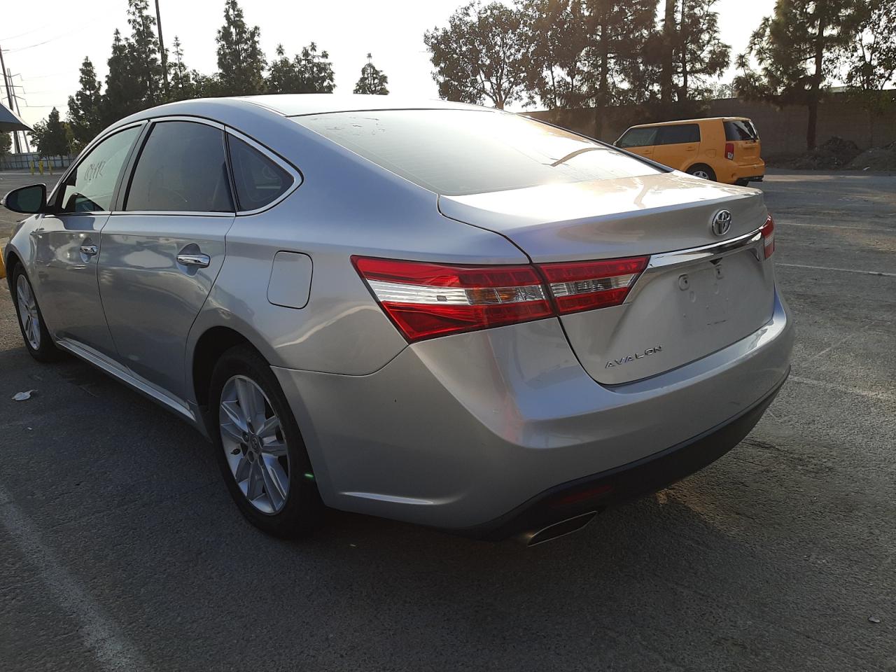 Photo 3 from auction – 2013 TOYOTA AVALON BAS with VIN 4T1BK1EB3DU023222