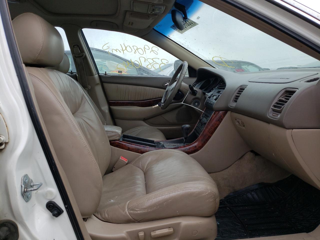 Photo 5 from auction – 2001 ACURA TL with VIN 19UUA566X1A007042