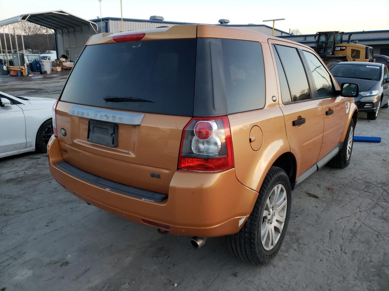 Photo 4 from auction – 2008 LAND ROVER LR2 SE with VIN SALFP24N98H002245