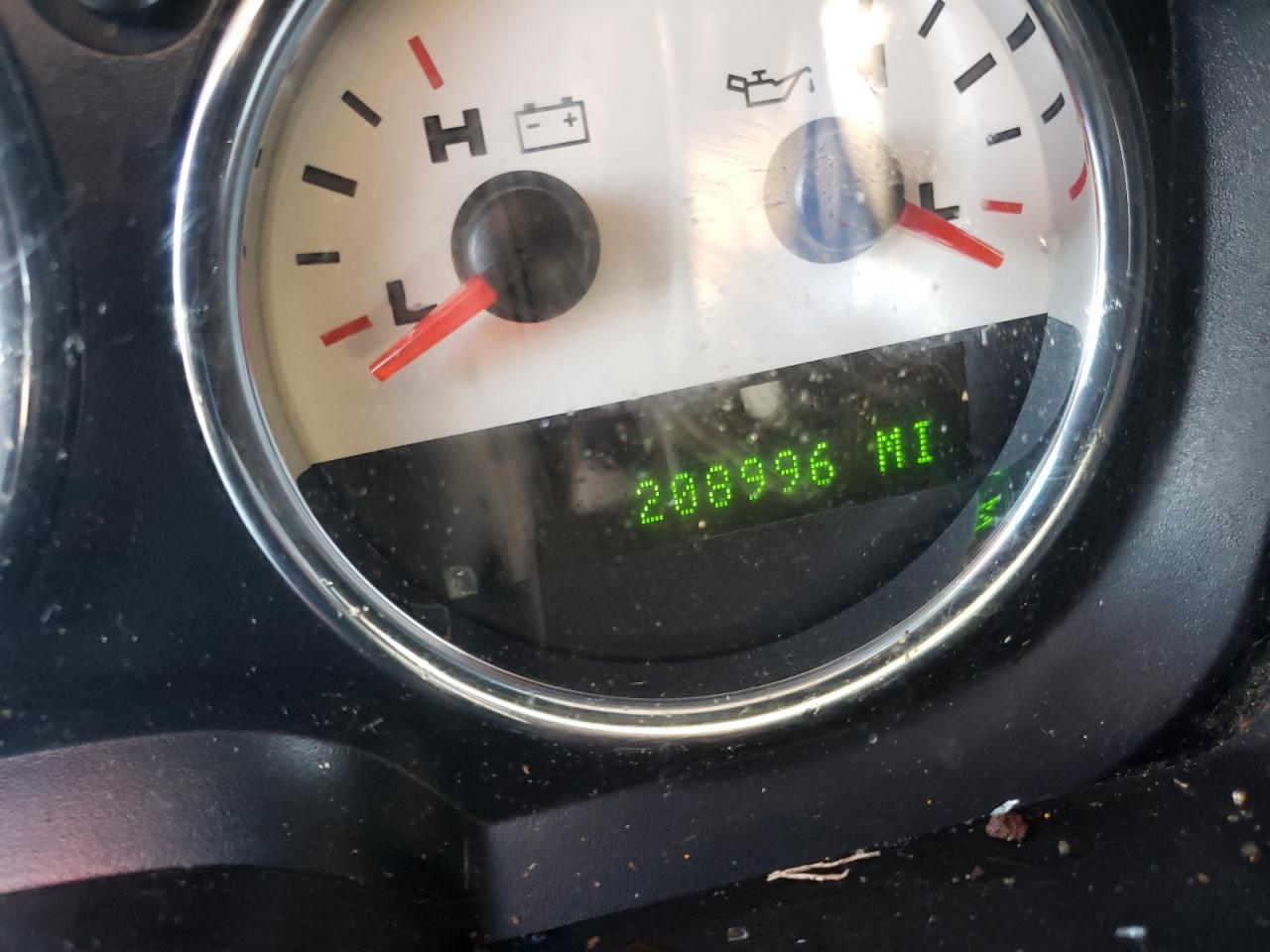 Photo 8 from auction – 2004 FORD F150 with VIN 1FTRX12W64NA32633