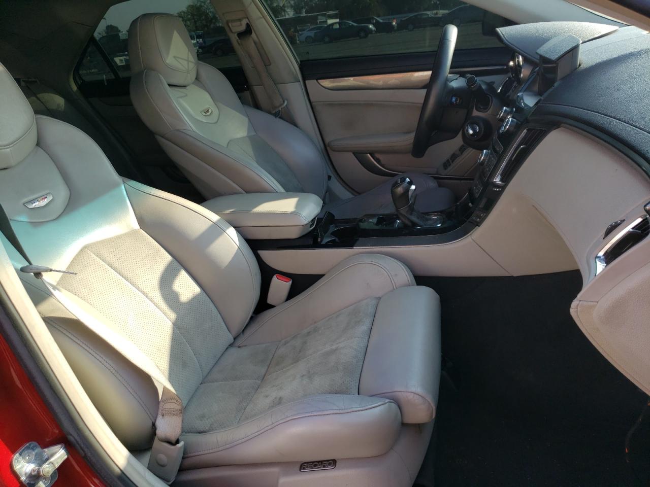 Photo 5 from auction – 2009 CADILLAC CTS-V with VIN 1G6DN57P190171777