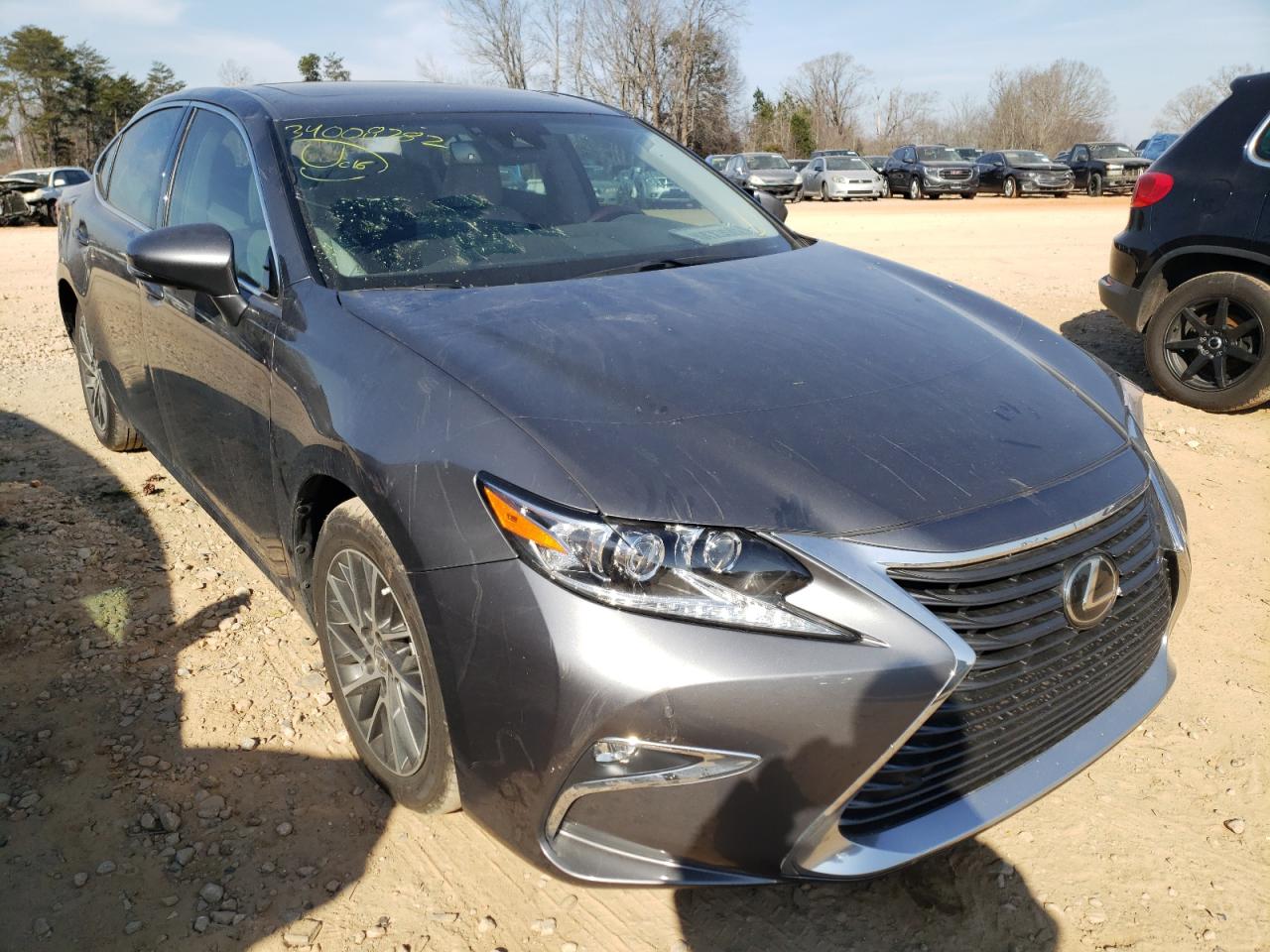 LEXUS ES 350 2018 with VIN 58ABK1GG1JU099731 - Photo from auction